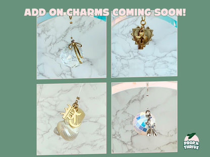 Iridescent Acrylic Round Trellis